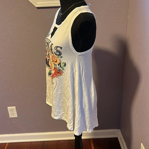 White Rhinestone Texas Tank - Picture 4 of 5